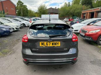 Ford Focus 1.0T EcoBoost ST-Line Auto Euro 6 (s/s) 5dr