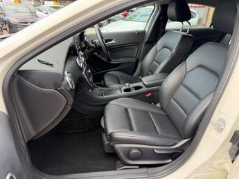 Mercedes-Benz A Class 1.5 A180d SE (Executive) Hatchback 5dr Diesel 7G-DCT Euro 6 (s/s