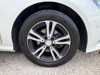 Mercedes-Benz A Class 1.5 A180d SE (Executive) Hatchback 5dr Diesel 7G-DCT Euro 6 (s/s