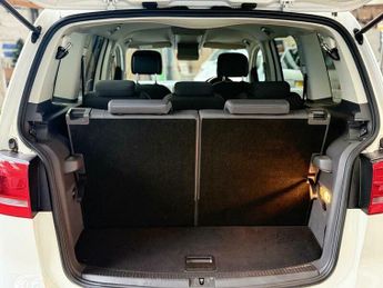 Volkswagen Touran 1.6 PETROL AUTOMATIC 7 SEATER