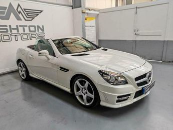 Mercedes-Benz CLS 1.8 SLK200 BlueEfficiency AMG Sport Edition 125 G-Tronic+ Euro 5