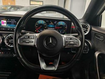 Mercedes-Benz A Class 1.5 A180d AMG Line (Premium) 7G-DCT Euro 6 (s/s) 5dr