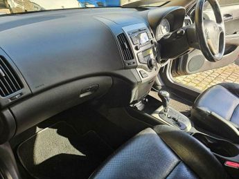 Hyundai I30 1.6 CRDi Premium Auto Euro 4 5dr