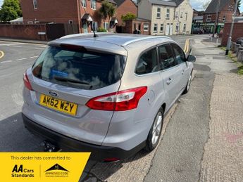 Ford Focus 1.6 Zetec Powershift Euro 5 5dr