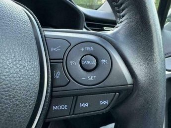 Toyota RAV4 2.5 VVT-h GPF Design SUV 5dr Petrol Hybrid CVT Euro 6 (s/s) (218