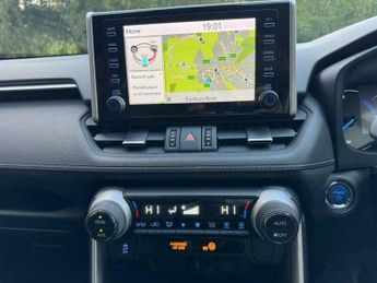 Toyota RAV4 2.5 VVT-h GPF Design SUV 5dr Petrol Hybrid CVT Euro 6 (s/s) (218