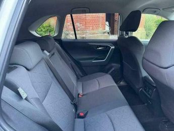 Toyota RAV4 2.5 VVT-h GPF Design SUV 5dr Petrol Hybrid CVT Euro 6 (s/s) (218
