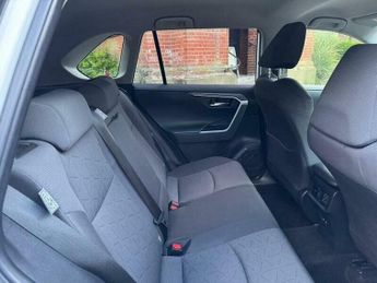 Toyota RAV4 2.5 VVT-h GPF Design SUV 5dr Petrol Hybrid CVT Euro 6 (s/s) (218