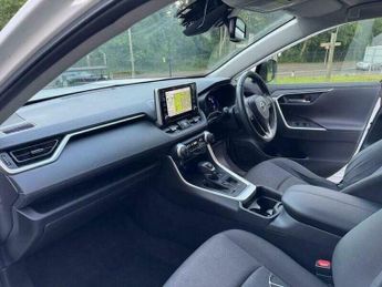 Toyota RAV4 2.5 VVT-h GPF Design SUV 5dr Petrol Hybrid CVT Euro 6 (s/s) (218