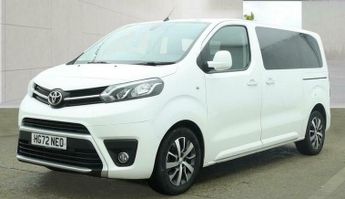 Toyota Verso 2.0D Family Medium MPV Auto MWB Euro 6 (s/s) 5dr (8 Seat)