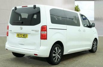 Toyota Verso 2.0D Family Medium MPV Auto MWB Euro 6 (s/s) 5dr (8 Seat)