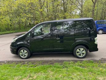 Nissan NV200 E EVALIA COMBI