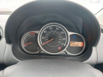 Mazda MAZDA 2 TS