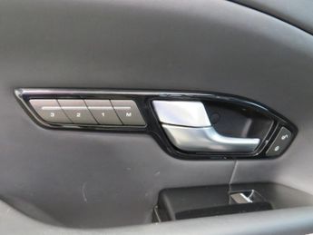 Land Rover Range Rover Evoque SD4 AUTOBIOGRAPHY