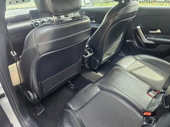Mercedes-Benz A Class 1.5 A180d Sport (Executive) Hatchback 5dr Diesel 7G-DCT Euro 6 (
