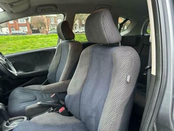Honda Jazz 1.4 i-VTEC ES Plus CVT Euro 5 5dr