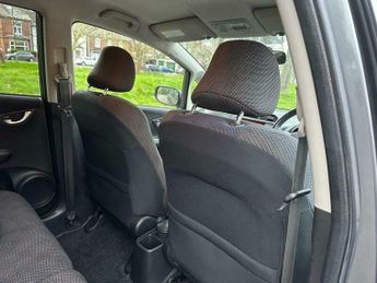 Honda Jazz 1.4 i-VTEC ES Plus CVT Euro 5 5dr