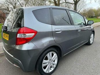 Honda Jazz 1.4 i-VTEC ES Plus CVT Euro 5 5dr