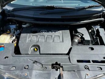 Toyota Auris 1.6 VVT-i TR 5dr