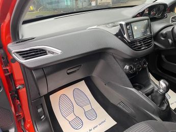 Peugeot 208 ALLURE