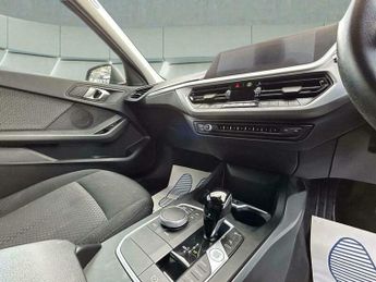 BMW 1 SERIES 1.5 118i SE (LCP) DCT Euro 6 (s/s) 5dr