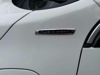 Volvo V60 2.4 D6 R-Design Lux Nav Estate 5dr Diesel Plug-in Hybrid Geartro