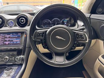 Jaguar XJ D V6 PORTFOLIO