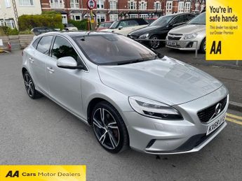 Volvo V40 D3 R-DESIGN PRO