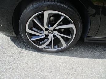 DS DS 3 PURETECH CONNECTED CHIC