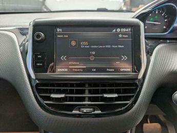 Peugeot 2008 1.5 BlueHDi Allure EAT Euro 6 (s/s) 5dr
