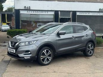 Nissan Qashqai 1.2 DIG-T N-Connecta SUV 5dr Petrol XTRON Euro 6 (s/s) (115 ps)