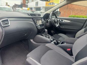 Nissan Qashqai 1.2 DIG-T N-Connecta SUV 5dr Petrol XTRON Euro 6 (s/s) (115 ps)