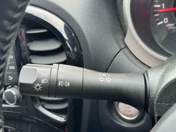 Nissan Juke 1.6 Tekna XTRON Euro 6 5dr