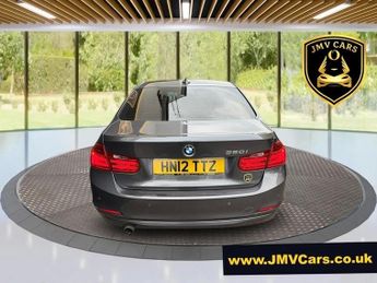 BMW 3 SERIES 320i SE