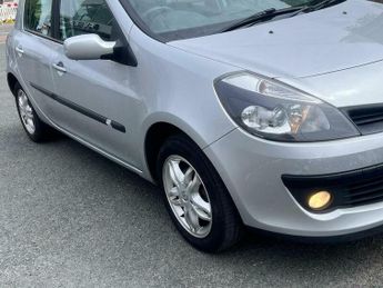 Renault Clio 1.6 VVT Dynamique 5dr