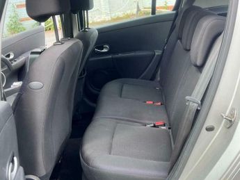 Renault Clio 1.6 VVT Dynamique 5dr