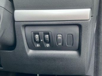 Renault Clio 1.6 VVT Dynamique 5dr