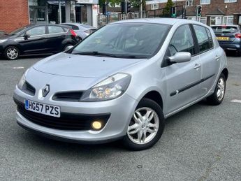 Renault Clio 1.6 VVT Dynamique 5dr