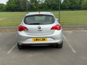 Vauxhall Astra 1.4 16v Design Euro 5 5dr