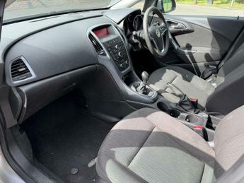 Vauxhall Astra 1.4 16v Design Euro 5 5dr