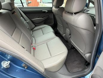 Honda Civic 1.3 IMA ES 4dr