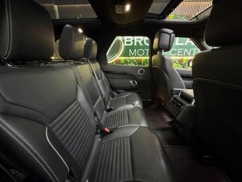 Land Rover Discovery R-DYNAMIC HSE [2X SERVICES, EXTENDED LAND ROVER WARRANTY & HUGE 