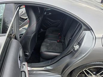 Mercedes-Benz CLA 2.1 CLA220d AMG Line Coupe 7G-DCT 4MATIC Euro 6 (s/s) 4dr