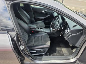 Mercedes-Benz CLA 2.1 CLA220d AMG Line Coupe 7G-DCT 4MATIC Euro 6 (s/s) 4dr