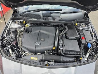 Mercedes-Benz CLA 2.1 CLA220d AMG Line Coupe 7G-DCT 4MATIC Euro 6 (s/s) 4dr