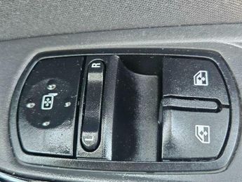 Vauxhall Corsa 1.4i SRi Auto Euro 6 5dr