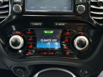 Nissan Juke 1.6 N-Connecta SUV 5dr Petrol XTRON Euro 6 (117 ps)
