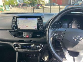 Hyundai I30 1.6 CRDi Blue Drive SE Nav DCT Euro 6 (s/s) 5dr