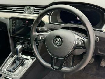 Volkswagen Passat 1.4 TSI GTE Advance DSG Euro 6 (s/s) 4dr