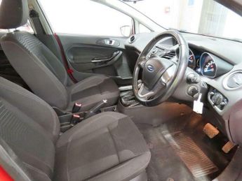 Ford Fiesta 1.0T EcoBoost Zetec Powershift Euro 5 5dr